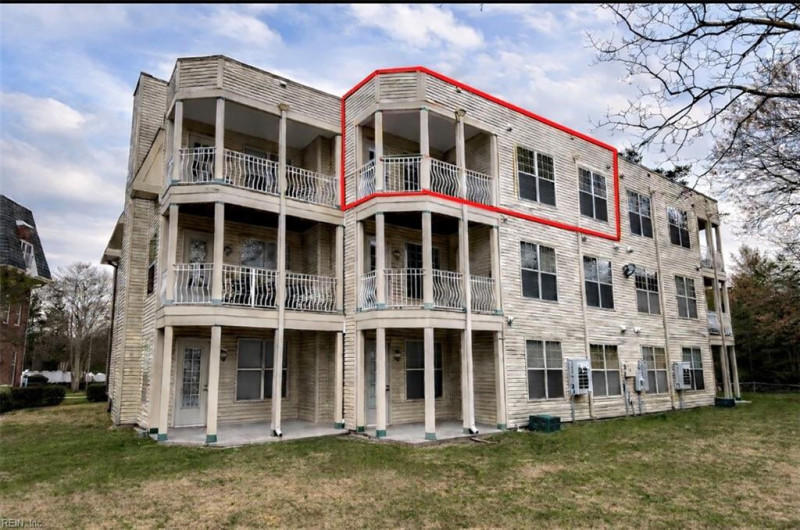 Photo 3 of 21 residential for sale in Virginia Beach virginia