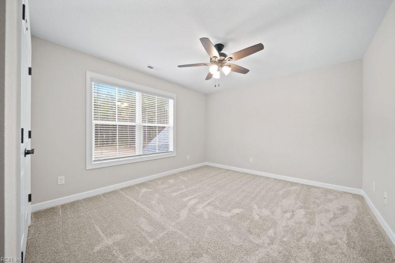 Photo 13 of 21 residential for sale in Southampton County virginia