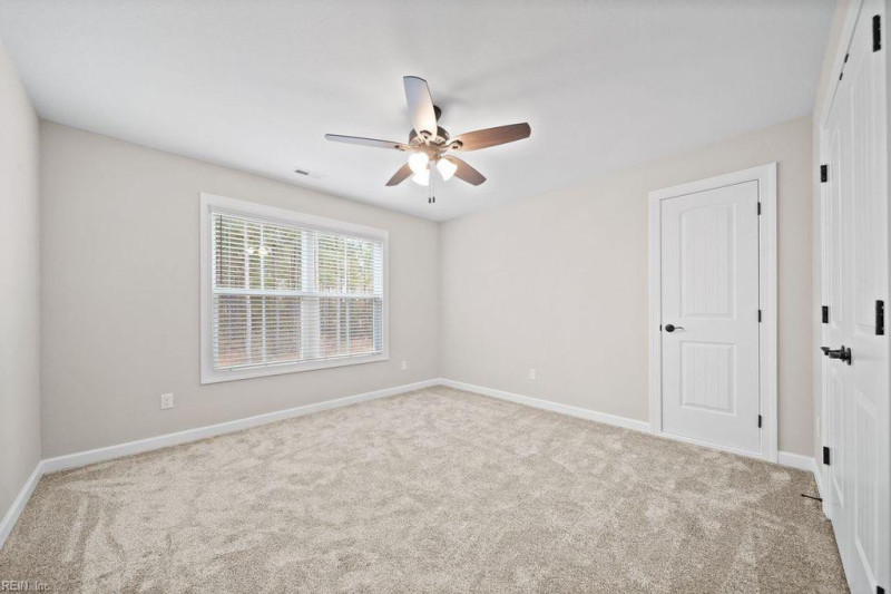 Photo 14 of 21 residential for sale in Southampton County virginia