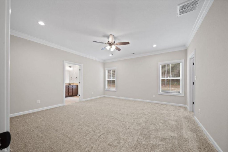 Photo 8 of 21 residential for sale in Southampton County virginia