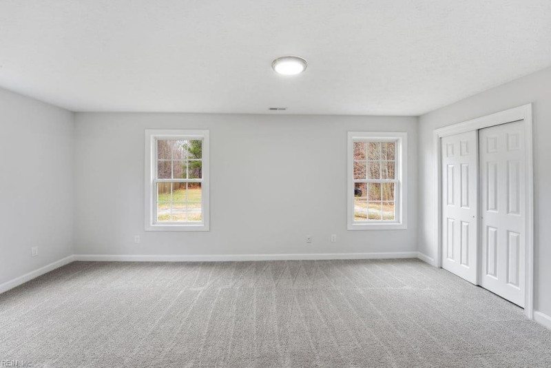 Photo 14 of 36 residential for sale in Hampton virginia