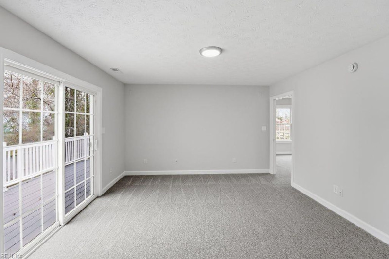 Photo 19 of 36 residential for sale in Hampton virginia