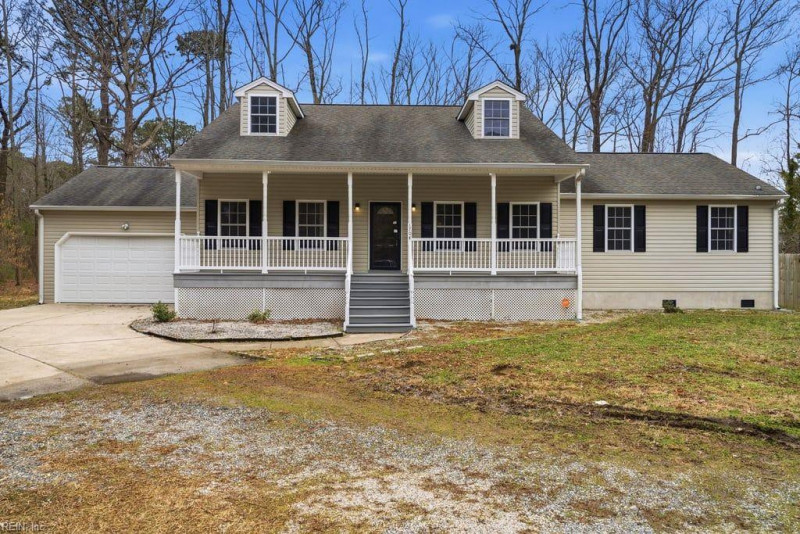 Photo 2 of 36 residential for sale in Hampton virginia
