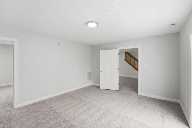 Photo 20 of 36 residential for sale in Hampton virginia