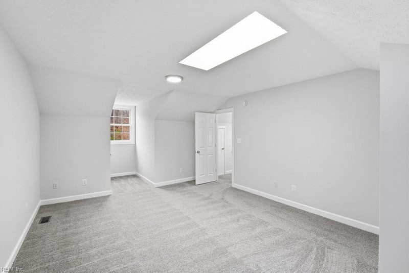Photo 25 of 36 residential for sale in Hampton virginia