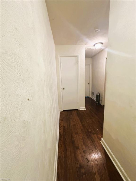 Photo 23 of 39 residential for sale in Portsmouth virginia