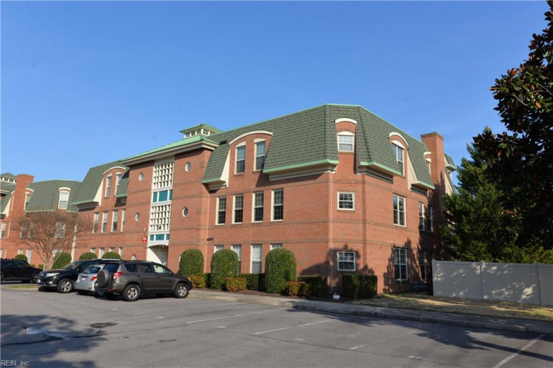 Photo 1 of 36 residential for sale in Virginia Beach virginia