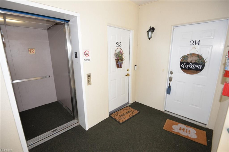 Photo 27 of 36 residential for sale in Virginia Beach virginia