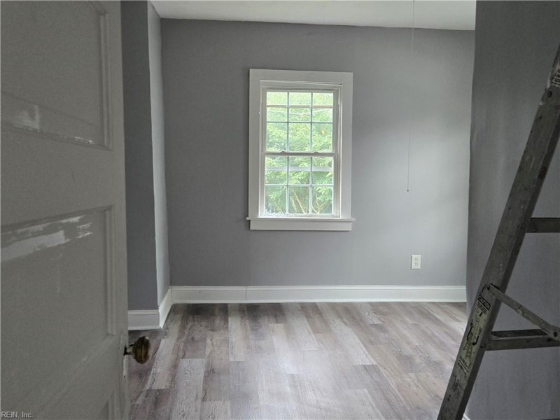 Photo 12 of 34 residential for sale in Norfolk virginia