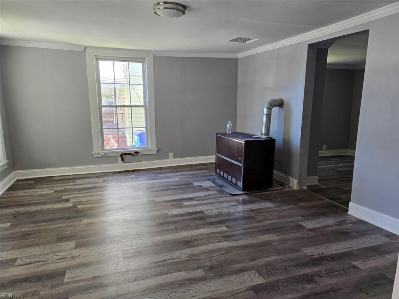 Photo 15 of 34 residential for sale in Norfolk virginia