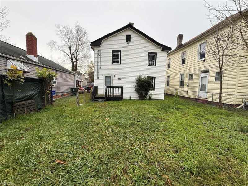 Photo 19 of 34 residential for sale in Norfolk virginia