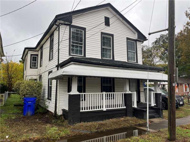Photo 2 of 34 residential for sale in Norfolk virginia