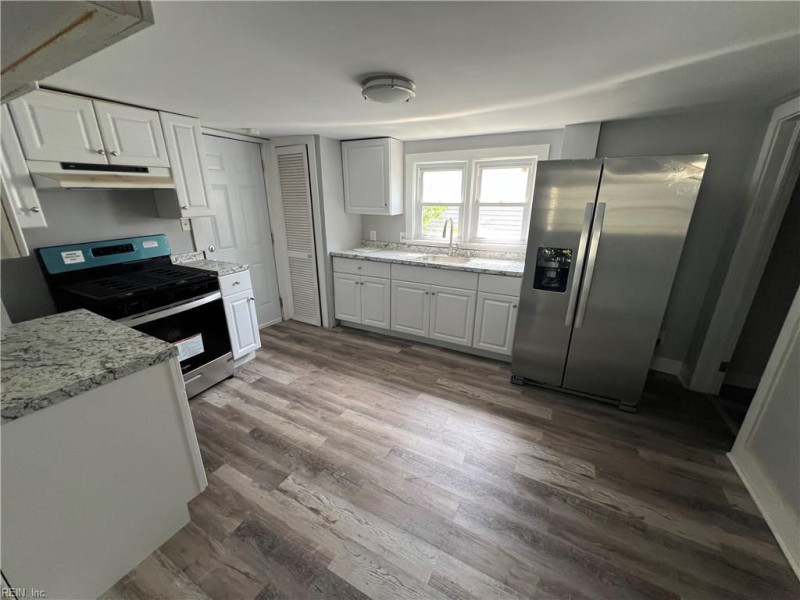 Photo 25 of 34 residential for sale in Norfolk virginia