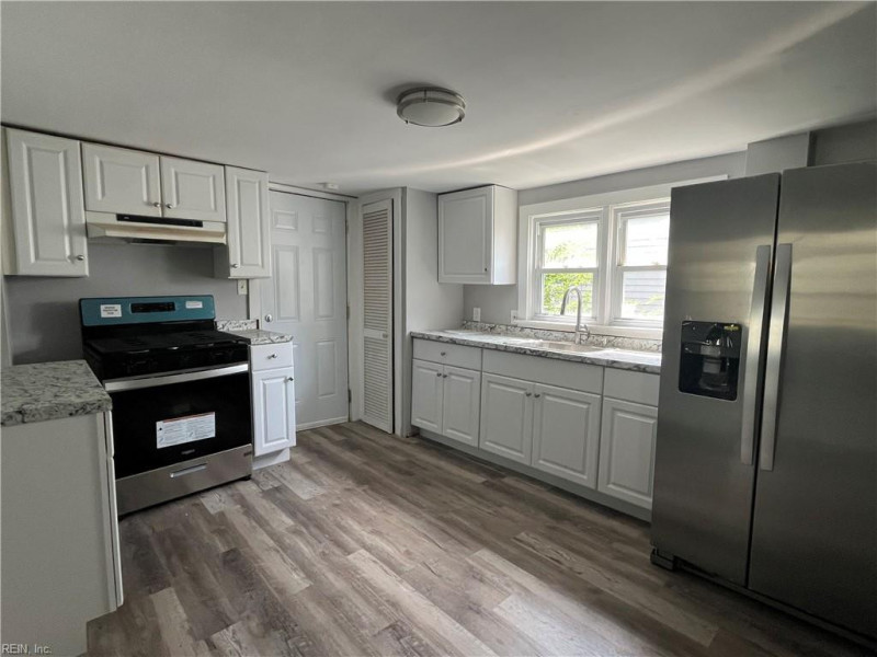 Photo 27 of 34 residential for sale in Norfolk virginia