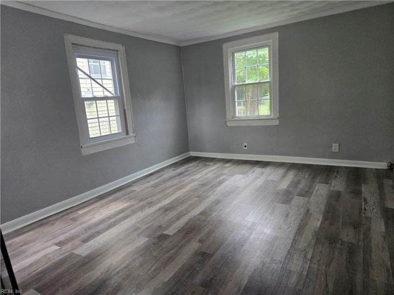 Photo 6 of 34 residential for sale in Norfolk virginia
