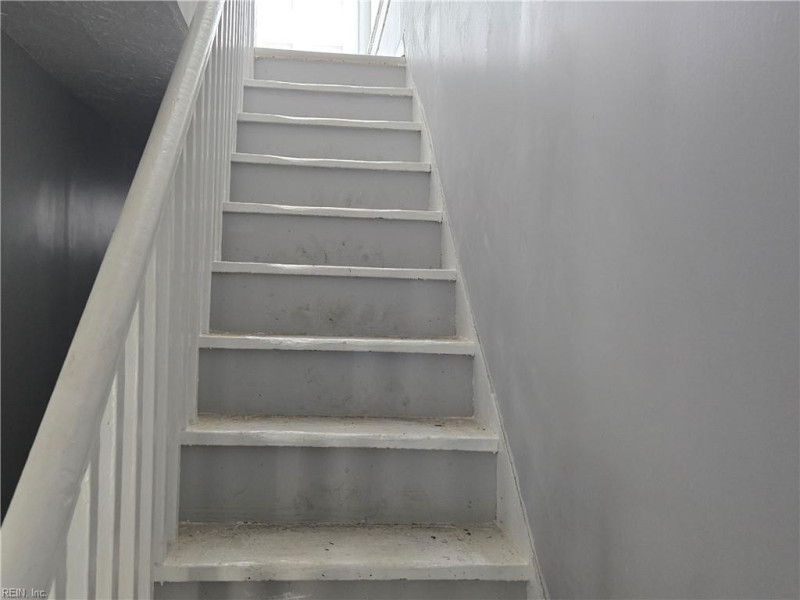 Photo 9 of 34 residential for sale in Norfolk virginia