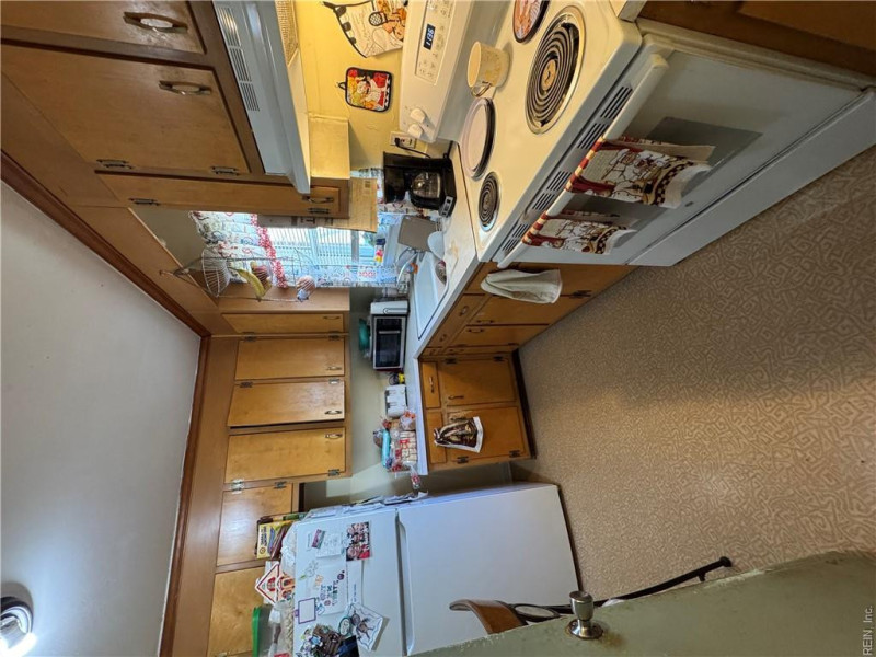 Photo 6 of 10 residential for sale in Newport News virginia