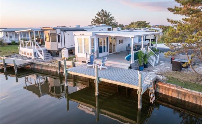 3665 Sandpiper Road, Virginia Beach, VA 23456