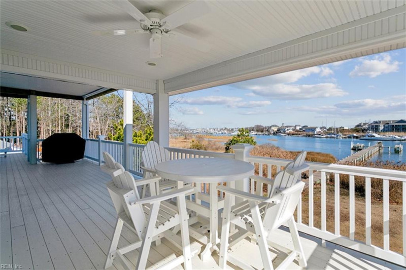 Photo 5 of 41 residential for sale in Hampton virginia
