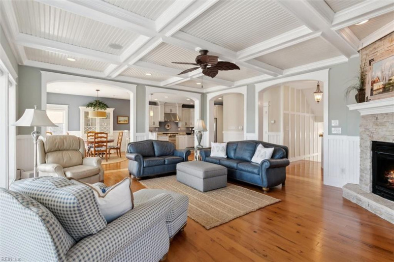 Photo 8 of 41 residential for sale in Hampton virginia