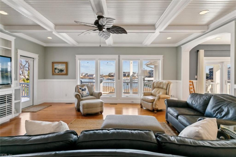 Photo 9 of 41 residential for sale in Hampton virginia