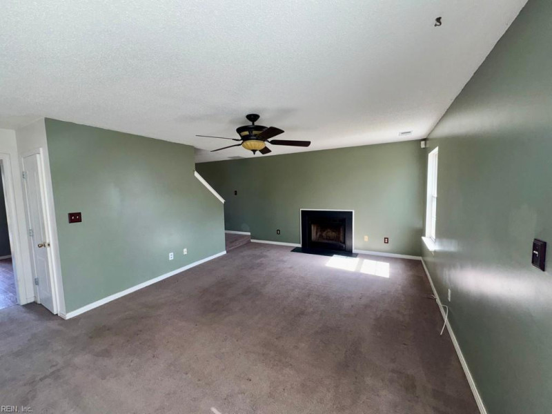 Photo 11 of 24 residential for sale in Portsmouth virginia