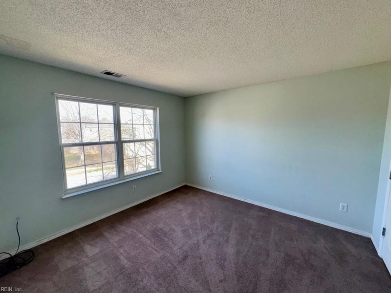 Photo 14 of 24 residential for sale in Portsmouth virginia