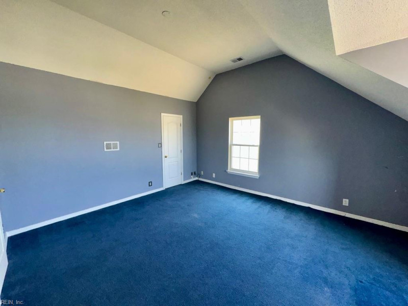 Photo 18 of 24 residential for sale in Portsmouth virginia
