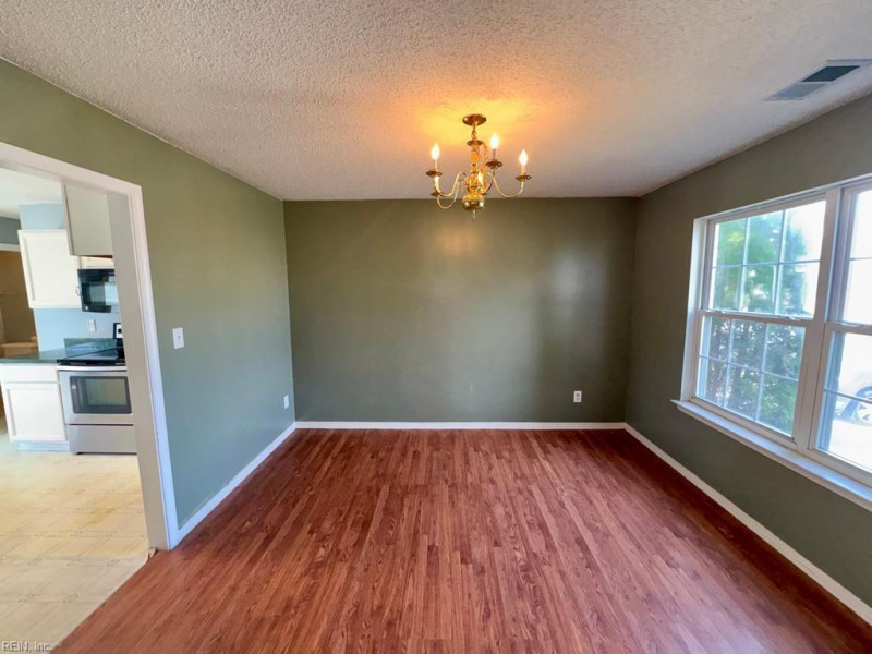 Photo 7 of 24 residential for sale in Portsmouth virginia
