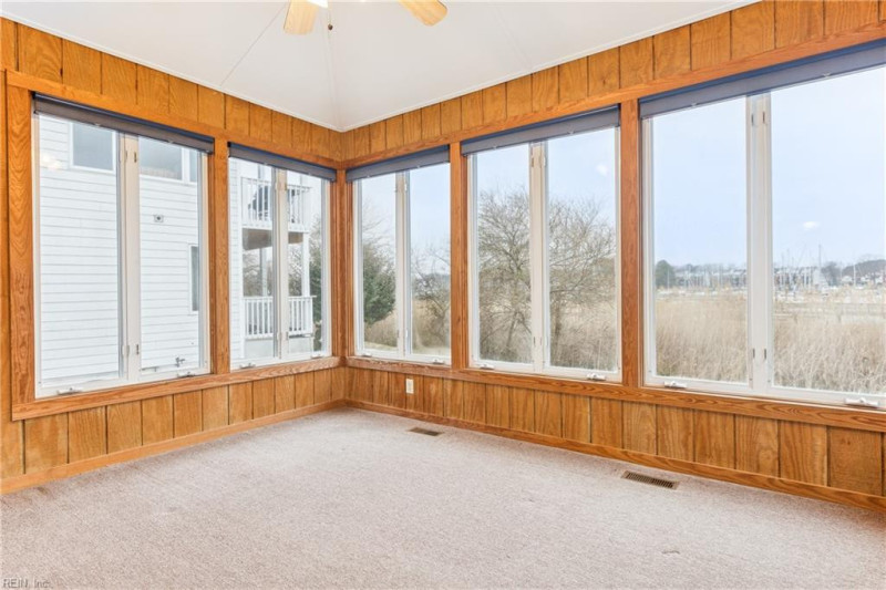 Photo 15 of 35 residential for sale in Hampton virginia