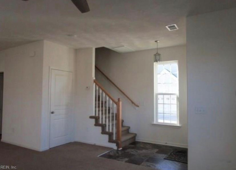 Photo 6 of 8 residential for sale in Suffolk virginia
