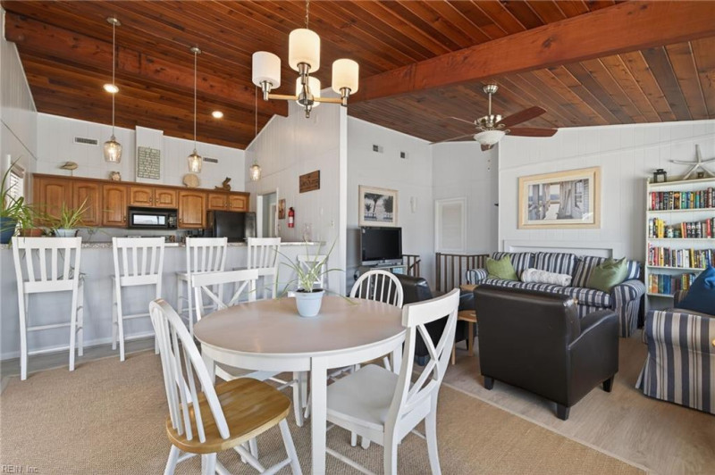 Photo 17 of 49 residential for sale in Virginia Beach virginia