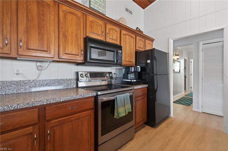 Photo 21 of 49 residential for sale in Virginia Beach virginia