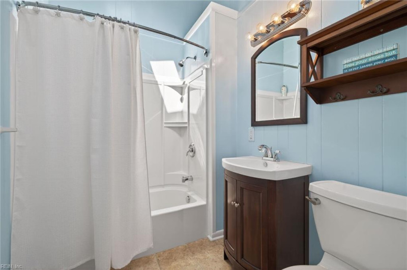 Photo 25 of 49 residential for sale in Virginia Beach virginia
