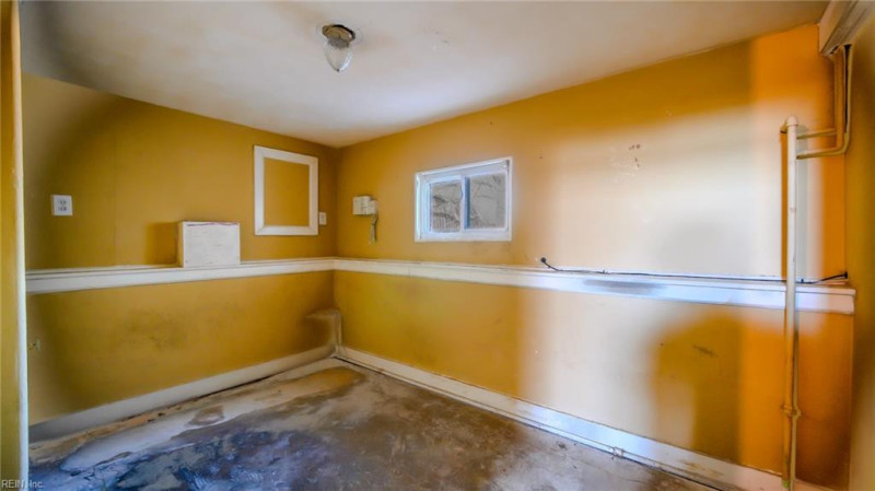 Photo 18 of 38 residential for sale in Virginia Beach virginia