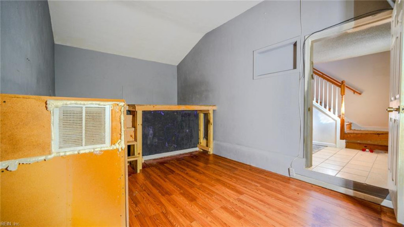 Photo 21 of 38 residential for sale in Virginia Beach virginia