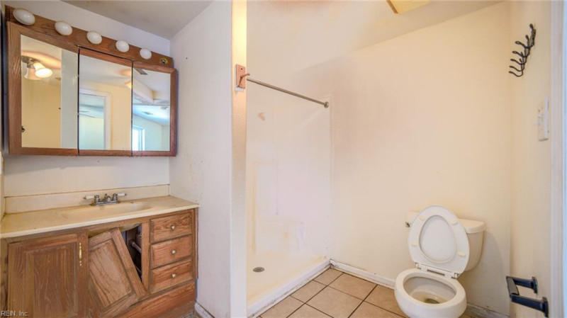 Photo 28 of 38 residential for sale in Virginia Beach virginia