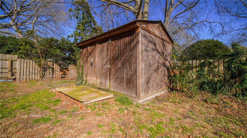 Photo 36 of 38 residential for sale in Virginia Beach virginia