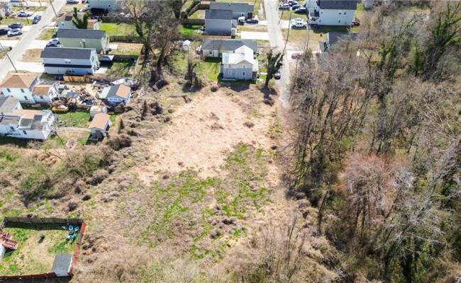 328 Lloyd Street, Suffolk, VA 23439