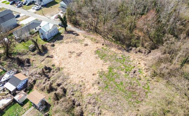 328 Lloyd Street, Suffolk, VA 23439