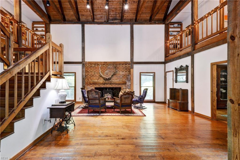 Photo 10 of 33 residential for sale in Surry County virginia