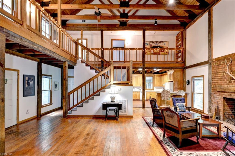 Photo 12 of 33 residential for sale in Surry County virginia