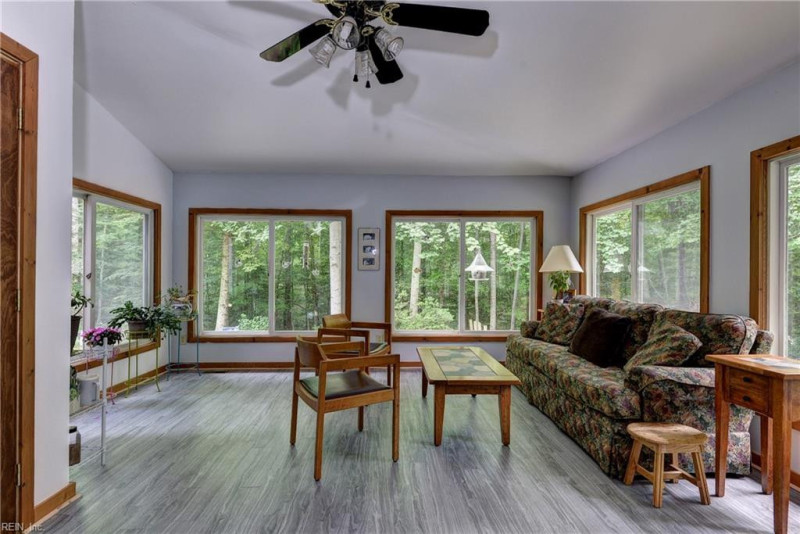 Photo 23 of 33 residential for sale in Surry County virginia