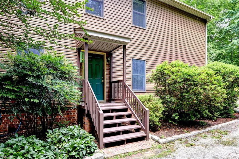 Photo 9 of 33 residential for sale in Surry County virginia
