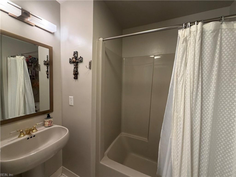 Photo 22 of 42 residential for sale in Hampton virginia