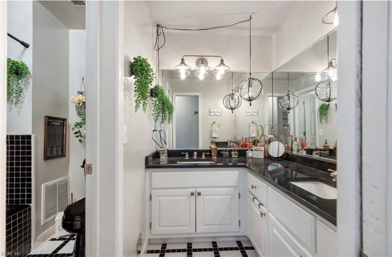 Photo 27 of 42 residential for sale in Hampton virginia