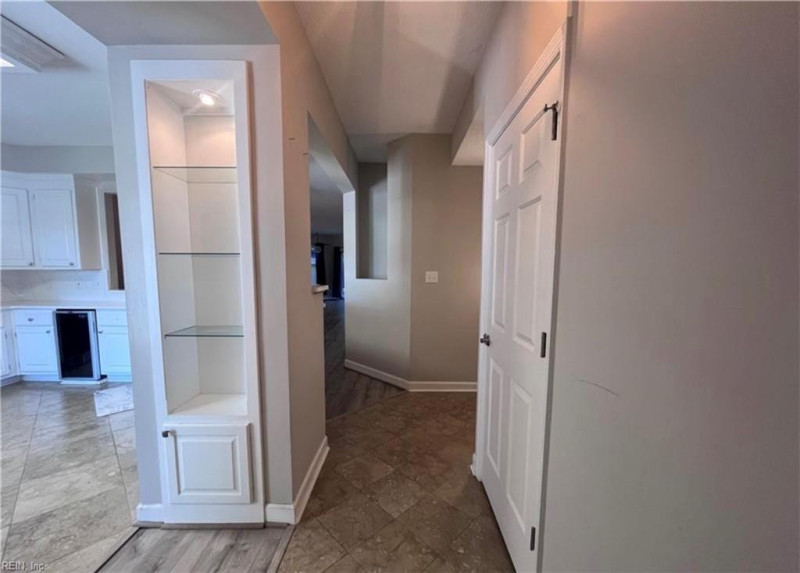 Photo 4 of 42 residential for sale in Hampton virginia