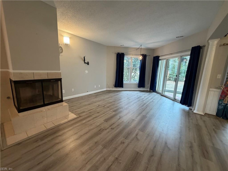 Photo 9 of 42 residential for sale in Hampton virginia