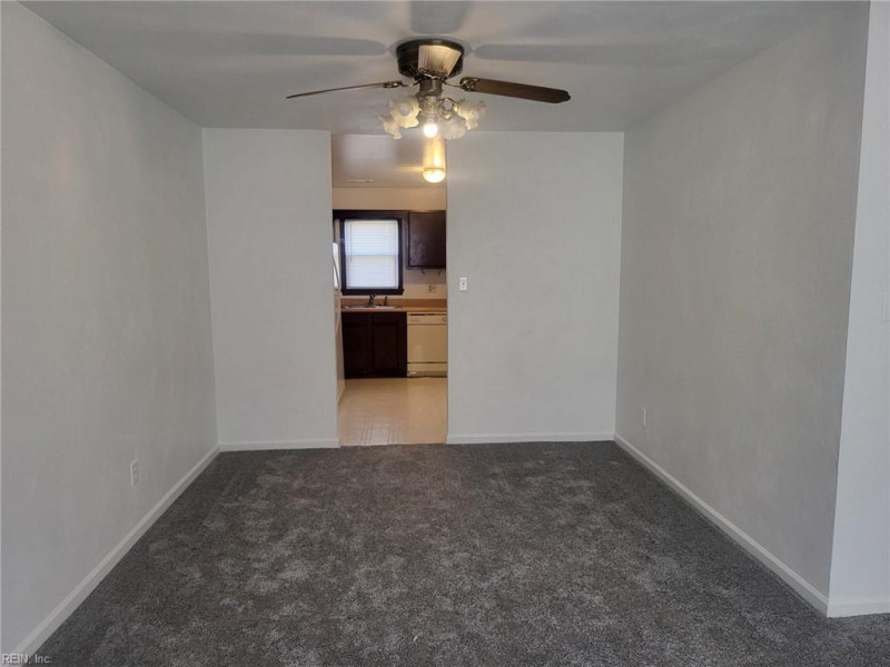 Photo 12 of 35 residential for sale in Hampton virginia