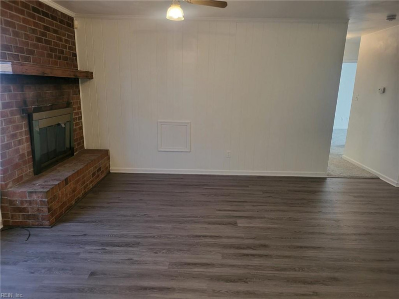 Photo 15 of 35 residential for sale in Hampton virginia